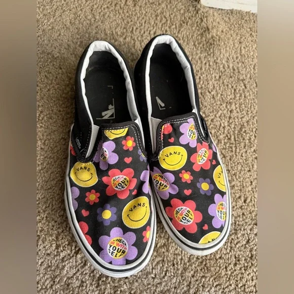 Women’s VANS Flower Power 🌼 - Picture 2 of 6